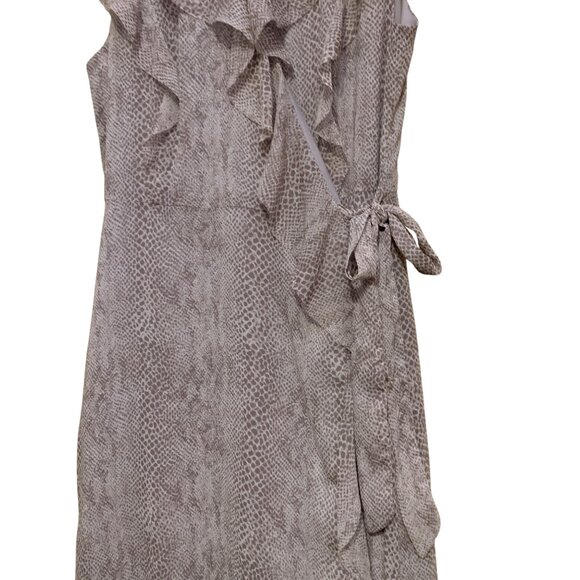Banana Republic Dress Faux Wrap Ruffle Beige Chiffon Maxi Ethereal Feminine - Picture 10 of 16